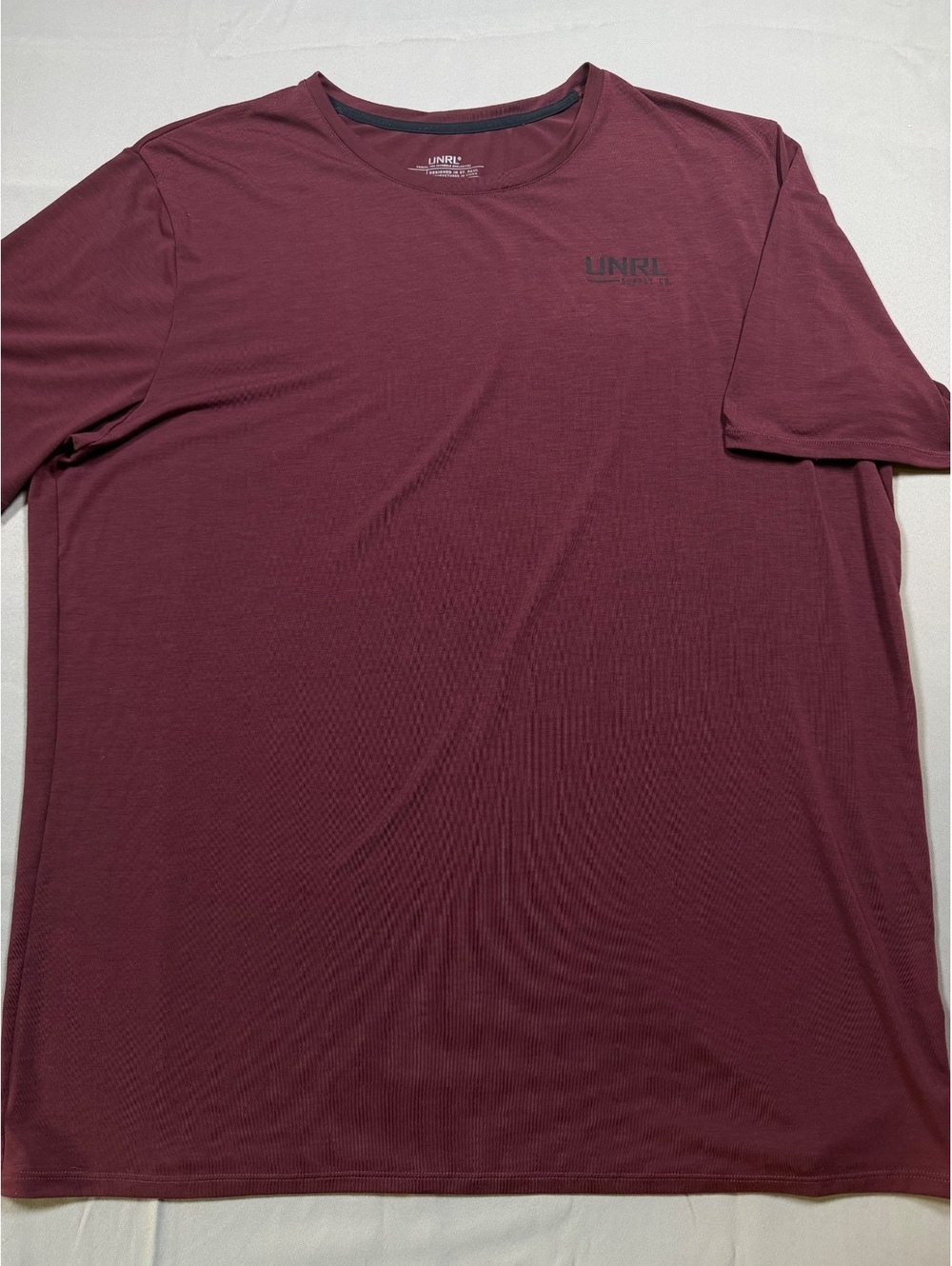 UNRL maroon short sleeve performance t-shirt